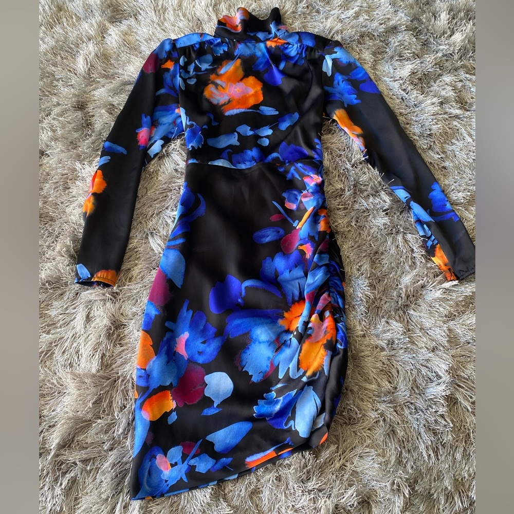 MARCIANO Size 4 Sexy Long Sleeve Mini Dress